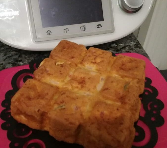 Cliquez pour zoomer ! Cake salé jambon fromage et olives Thermomix par GaellePartyLite