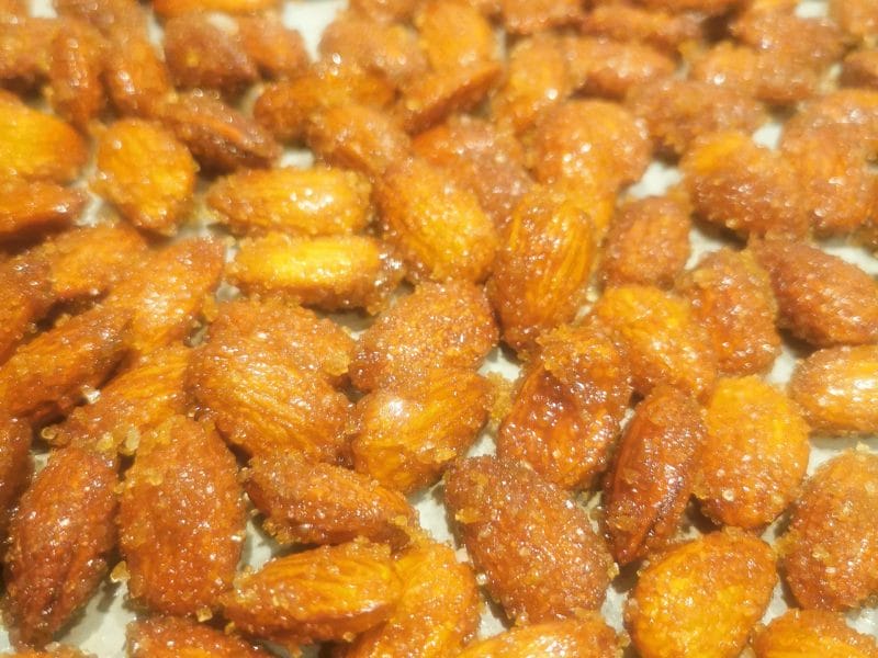 Cliquez pour zoomer ! Amandes grillées à la cannelle et au miel Thermomix par emi269