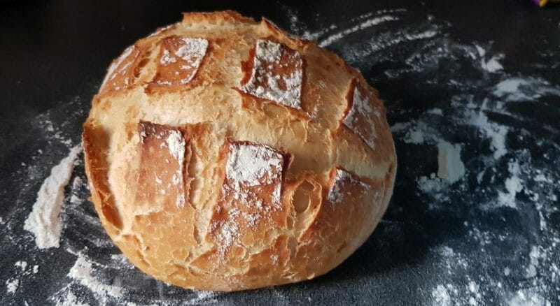 Cliquez pour zoomer ! Pain Cocotte Thermomix par Evy