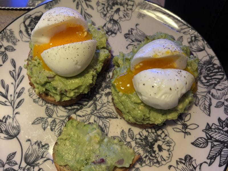 Cliquez pour zoomer ! Tartine avocat et oeuf mollet Thermomix par chduhavre