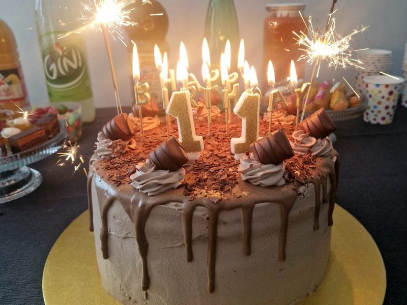 Cliquez pour zoomer ! Layer cake Kinder Bueno Thermomix par safouuuxx