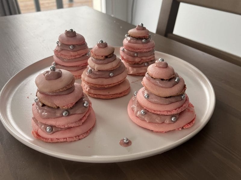 Cliquez pour zoomer ! Sapins de macarons à la framboise Thermomix par katy64-