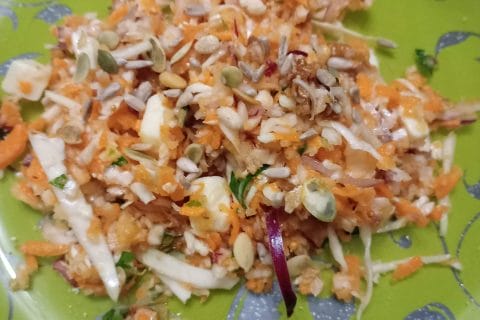 Cliquez pour zoomer ! Salade pommes, chou et noix Thermomix par desyl62