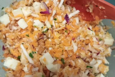 Cliquez pour zoomer ! Salade pommes, chou et noix Thermomix par desyl62