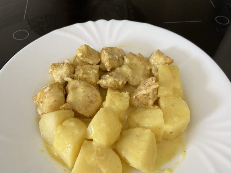 Cliquez pour zoomer ! Blancs de poulet sauce moutarde et curry Thermomix par syll83