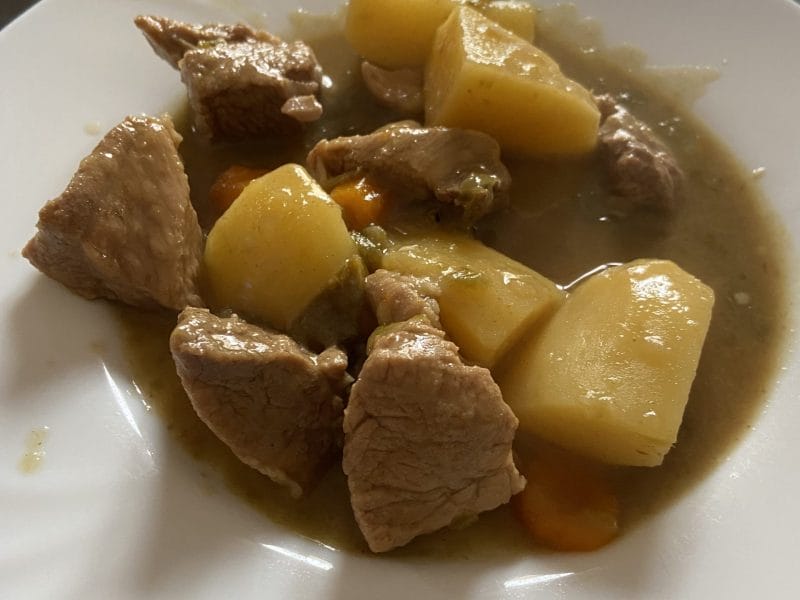 Cliquez pour zoomer ! Ragoût de porc aux légumes Thermomix par syll83