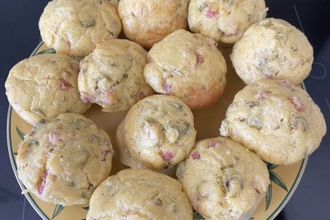 Cliquez pour zoomer ! Mini muffins au jambon et olives vertes Thermomix par syll83