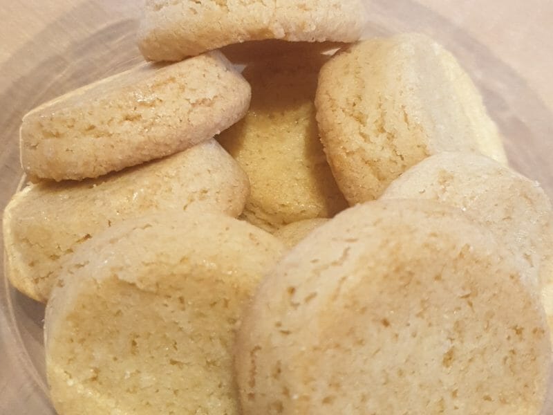 Cliquez pour zoomer ! Palets bretons au beurre salé Thermomix par Nelmason