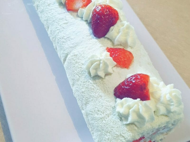 Cliquez pour zoomer ! Fraisier roulé Thermomix par Nelmason