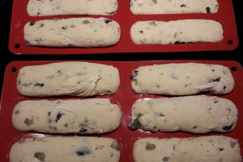 Cliquez pour zoomer ! Pain aux olives Thermomix par CAMIRINA