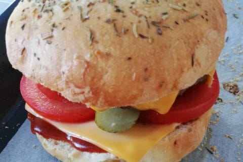 Cliquez pour zoomer ! Pains hamburger Thermomix par Nanoub35