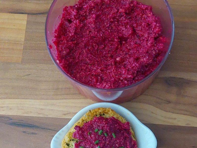 Cliquez pour zoomer ! Tartinade betterave, noix de cajou et parmesan Thermomix par Erghy