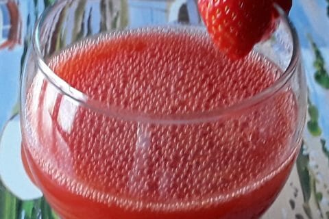Cliquez pour zoomer ! Shot vodka fraise au Thermomix