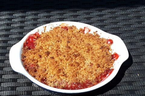 Cliquez pour zoomer ! Crumble fraise rhubarbe et noix de coco au Thermomix