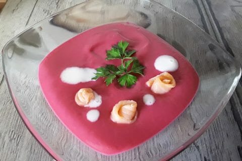 Cliquez pour zoomer ! Soupe de betterave au saumon Thermomix par Erghy