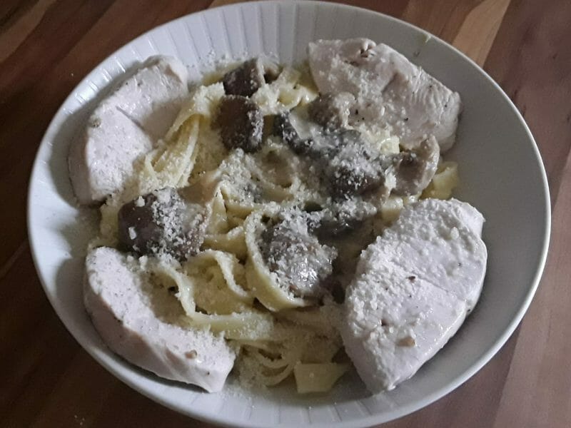 Cliquez pour zoomer ! Tagliatelle sauce crémeuse aux pleurotes Thermomix par Erghy