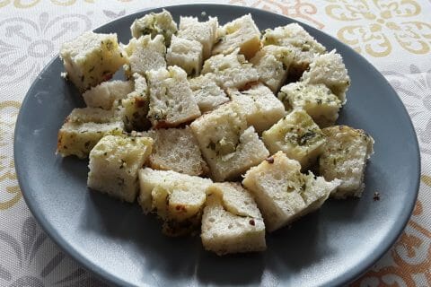 Cliquez pour zoomer ! Pain à l’ail, persil et mozzarella Thermomix par Erghy
