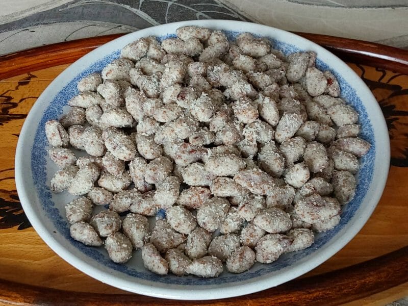 Cliquez pour zoomer ! Amandes grillées à la noix de coco Thermomix par Erghy