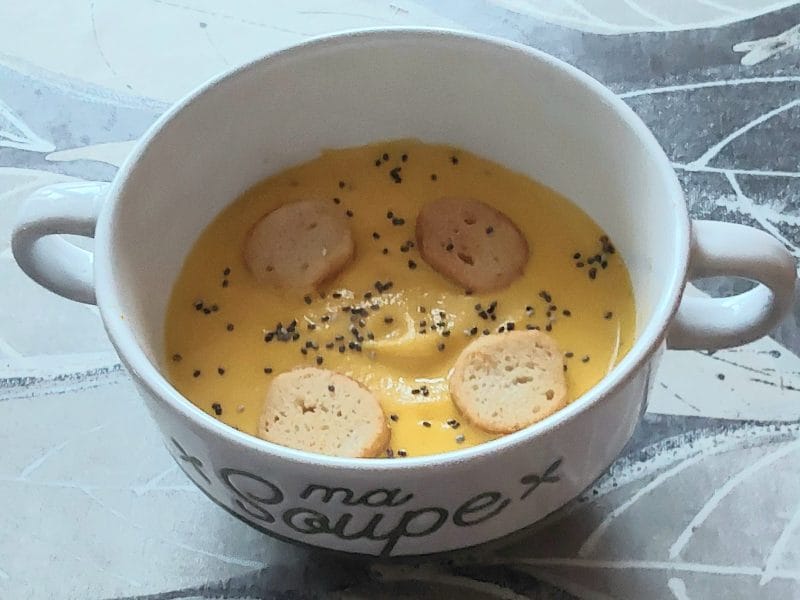 Cliquez pour zoomer ! Velouté de radis noir et carottes Thermomix par Erghy