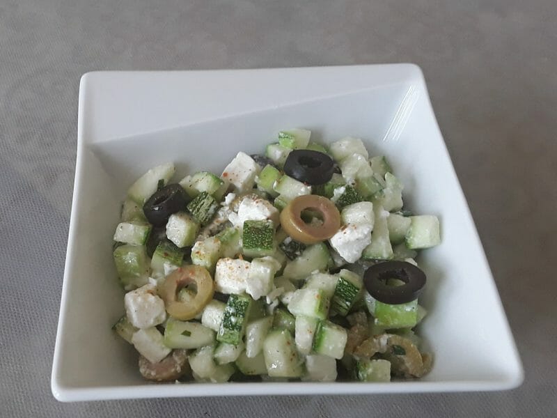 Salade de courgettes à la feta Thermomix par Erghy