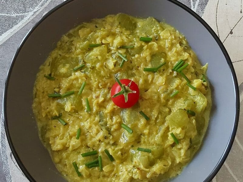 Cliquez pour zoomer ! Concombre cuit à l’ail et au curry Thermomix par Erghy