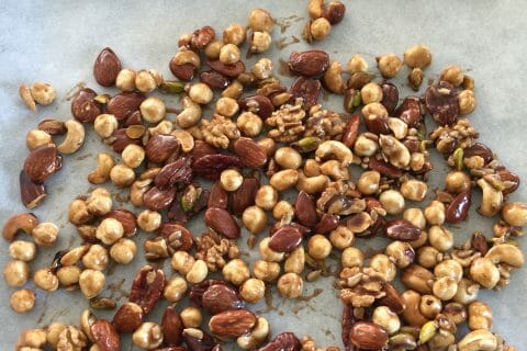 Cliquez pour zoomer ! Amandes grillées à la cannelle et au miel Thermomix par michlyd