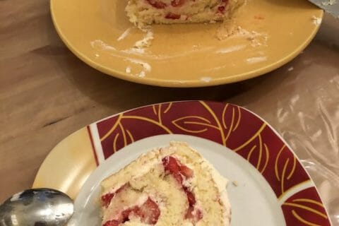 Cliquez pour zoomer ! Fraisier roulé Thermomix par Thermodébo