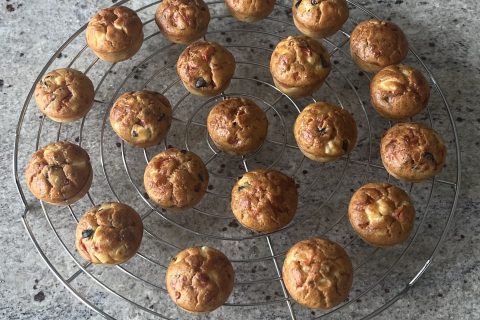 Cliquez pour zoomer ! Cake aux poivrons, fêta et olives Thermomix par Stéphane57