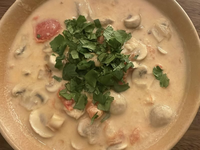 Cliquez pour zoomer ! Tom Kha Kai – Soupe de poulet au lait de coco Thermomix par pierre-yves_11