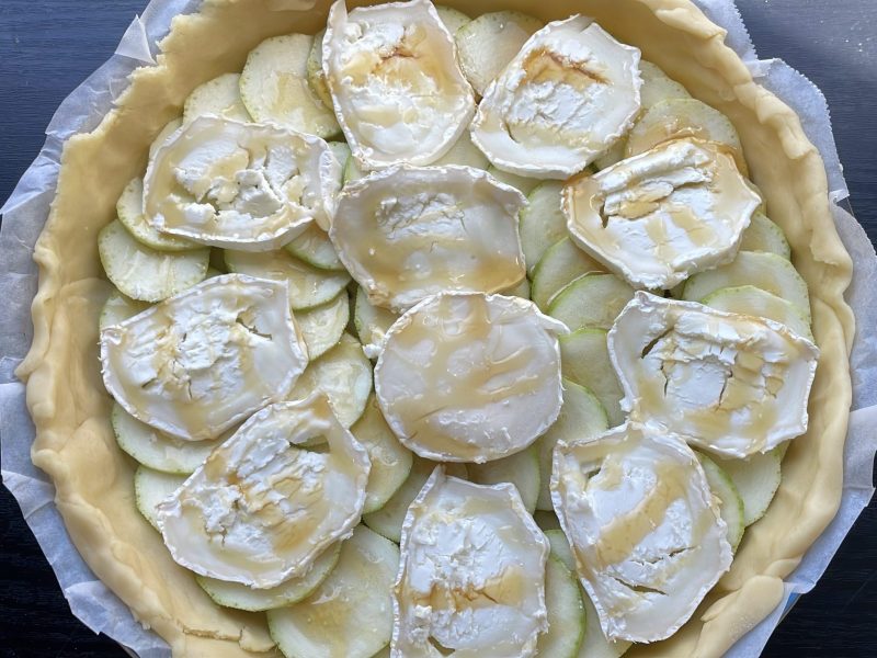 Cliquez pour zoomer ! Tarte courgettes, chèvre et pignons de pin Thermomix par pierre-yves_11