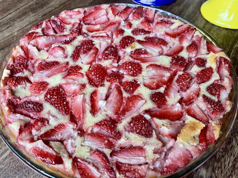 Cliquez pour zoomer ! Clafoutis aux fraises Thermomix par pierre-yves_11