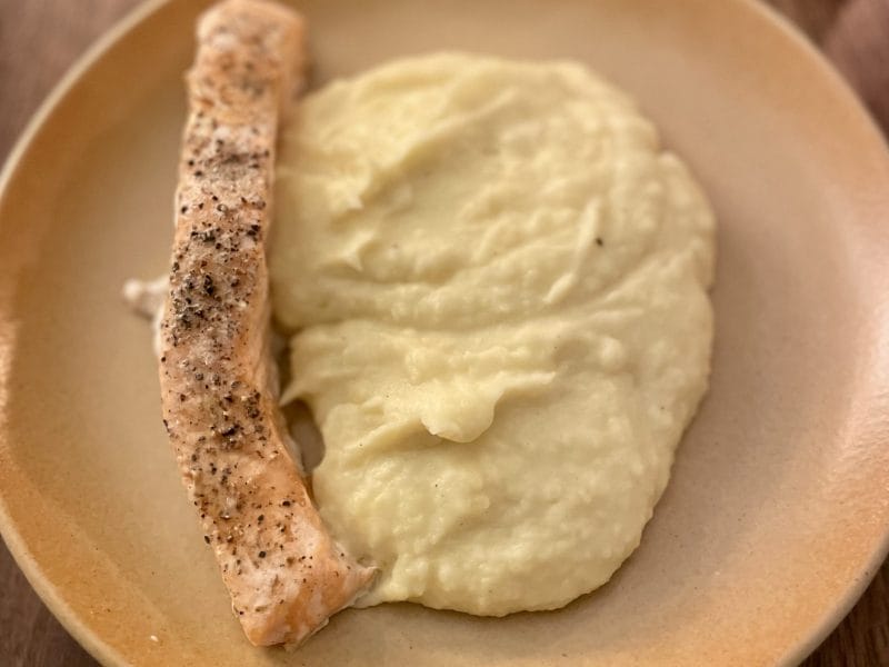 Cliquez pour zoomer ! Saumon sur purée de brocolis Thermomix par pierre-yves_11