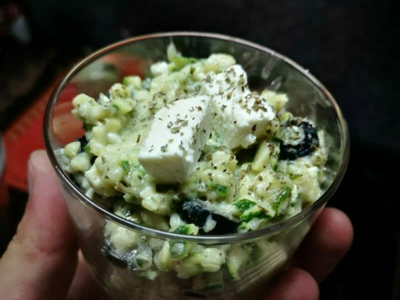 Cliquez pour zoomer ! Salade de courgettes à la feta Thermomix par Alex_95