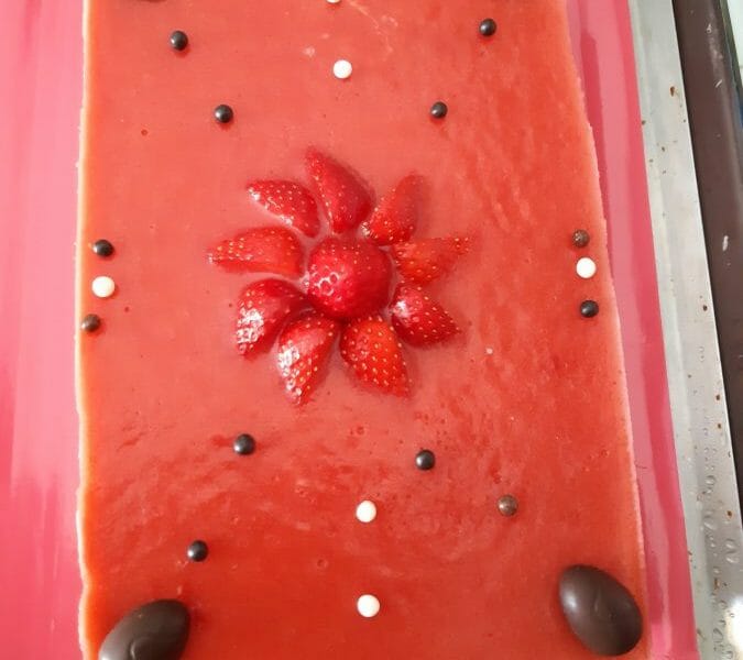 Cliquez pour zoomer ! Bavarois aux fraises Thermomix par delphine30
