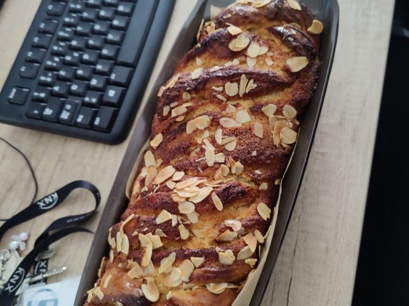 Cliquez pour zoomer ! Brioche à la crème d’amande Thermomix par tutifrutit