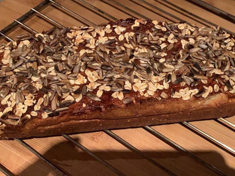 Cliquez pour zoomer ! Pain aux flocons d’avoine et au miel Thermomix par Hindo