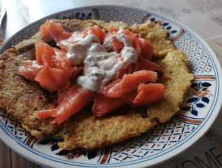 Cliquez pour zoomer ! Galette de légumes et saumon fumé Thermomix par pascalepasquet