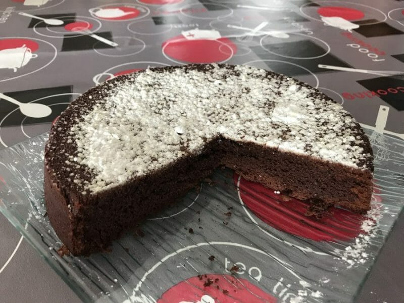 Cliquez pour zoomer ! Gâteau au chocolat des écoliers Thermomix par Bibi