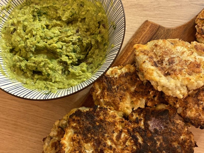 Cliquez pour zoomer ! Galettes de chou-fleur et sauce yaourt Thermomix par lily_74