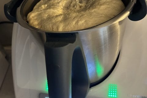 Cliquez pour zoomer ! Pains hamburger Thermomix par Vanessa