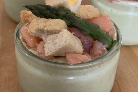 Cliquez pour zoomer ! Mousse d’asperges au saumon fumé Thermomix par lamam06