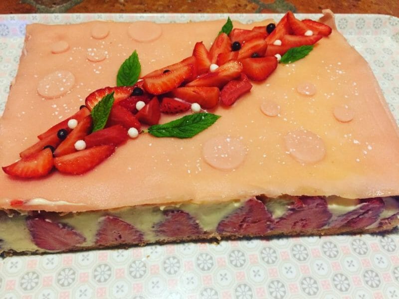 Cliquez pour zoomer ! Fraisier Thermomix par Sabrina_b