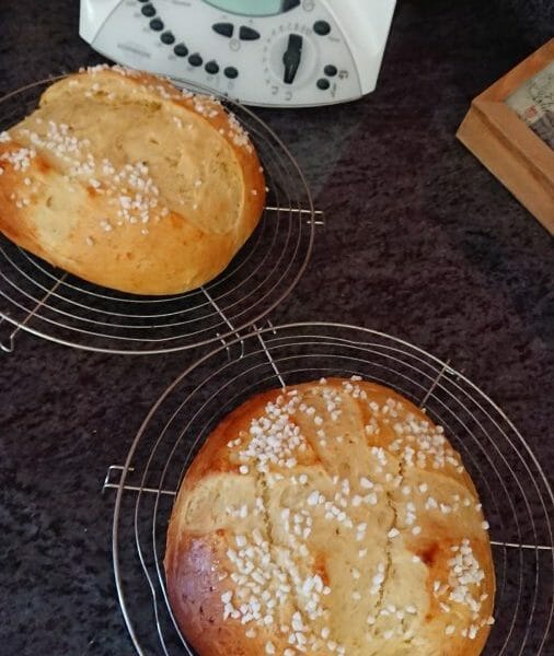 Cliquez pour zoomer ! Mouna (brioche de pâques) Thermomix par Evy