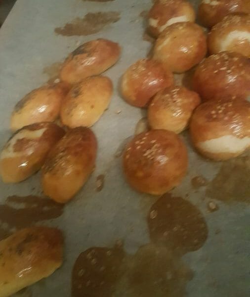 Cliquez pour zoomer ! Mauricette – Petits pains alsaciens Thermomix par NAZIHA