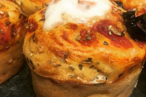 Cliquez pour zoomer ! Muffins salés façon pizza au Thermomix