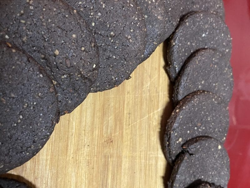 Cliquez pour zoomer ! Sablés bonhomme de neige fondu Thermomix par doratheexplora