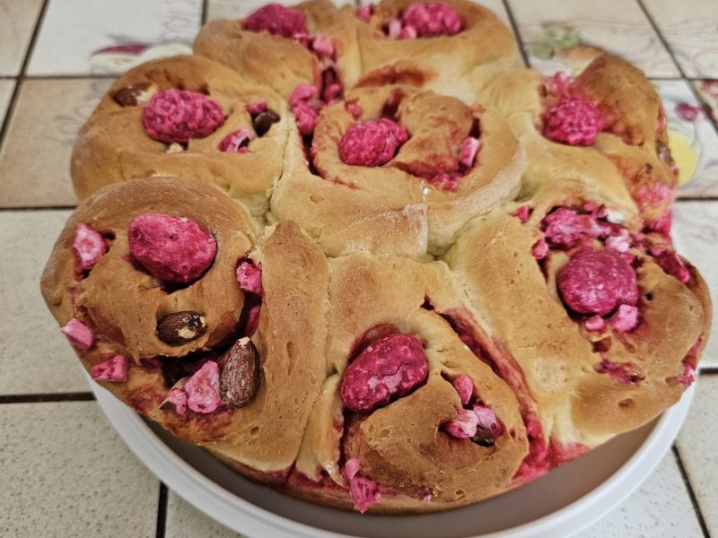 Cliquez pour zoomer ! Brioche aux pralines roses Thermomix par Ghislaine23