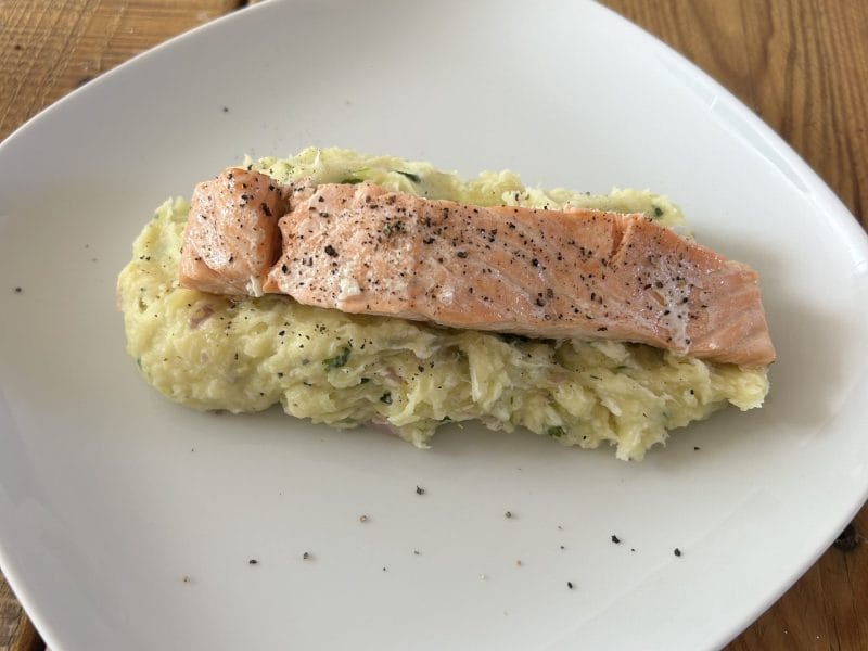 Cliquez pour zoomer ! Ecrasé de pommes de terre et saumon Thermomix par casiam17