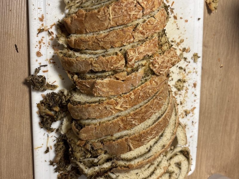 Cliquez pour zoomer ! Pain brioché roulé aux herbes Thermomix par julie_fifi