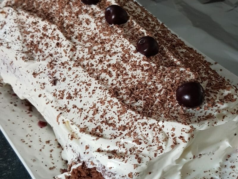 Cliquez pour zoomer ! Bûche forêt noire Thermomix par Lounas74